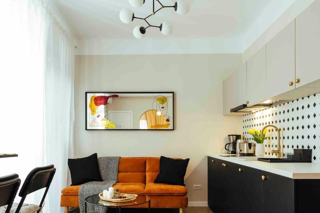 Stunning Views - Top Location - Netflix + Balcony 부쿠레슈티 외부 사진